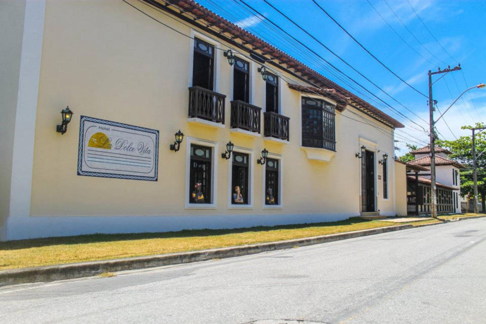 Hotel Oyo La Dolce Vita, Rio Ostras 3*